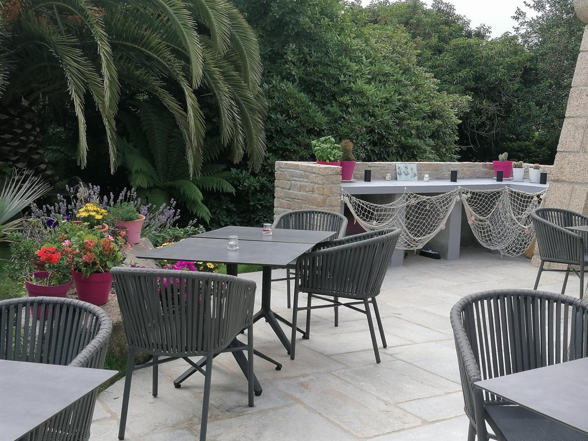 Villa Des Fleurs D'Ajoncs Конкарно Экстерьер фото